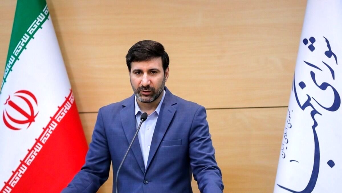 معیار بررسی صلاحیت داوطلبان انتخابات ریاست جمهوری قانون اساسی است معیار بررسی صلاحیت داوطلبان انتخابات ریاست جمهوری قانون اساسی است