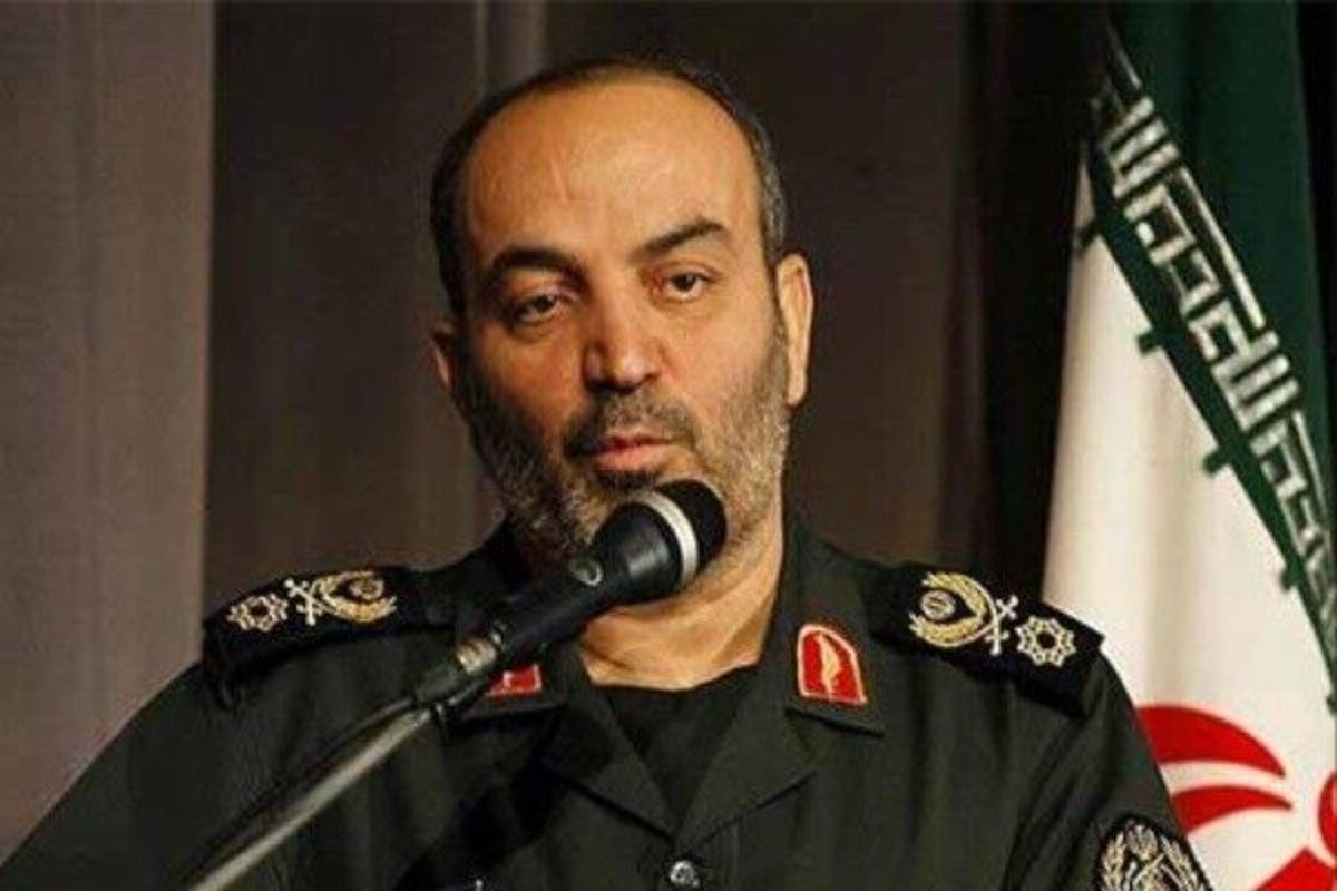 مشاور عالی فرمانده کل سپاه: غیبت فرماندهان در صحنه‌های عمومی به معنای کاهش توان آن‌ها نیست