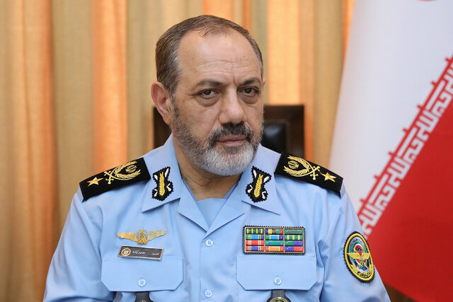 ارتش در مواقع لزوم آسمان را به تسخیر خود درمی آورد