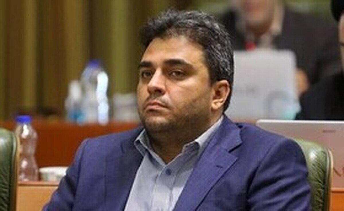 تحویل ۴۰۰ دستگاه اتوبوس دوکابین داخلی به شهرداری تهران