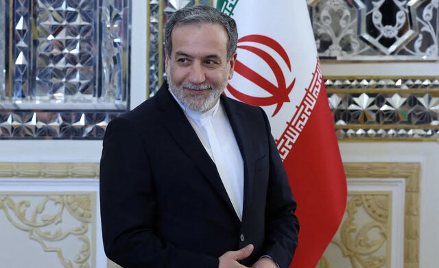 عراقچی: دیپلماسی را به اروپا پیشنهاد می‌دهم