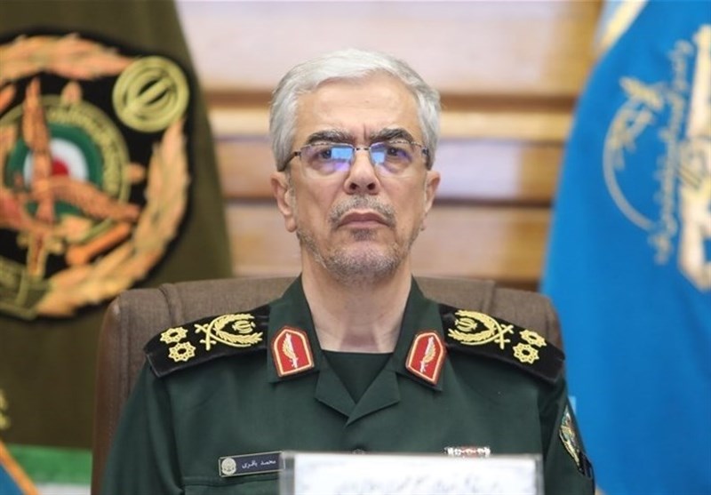 سرلشکر باقری:انسداد مرزهای شرقی کشور با جدیت در حال انجام است سرلشکر باقری:انسداد مرزهای شرقی کشور با جدیت در حال انجام است