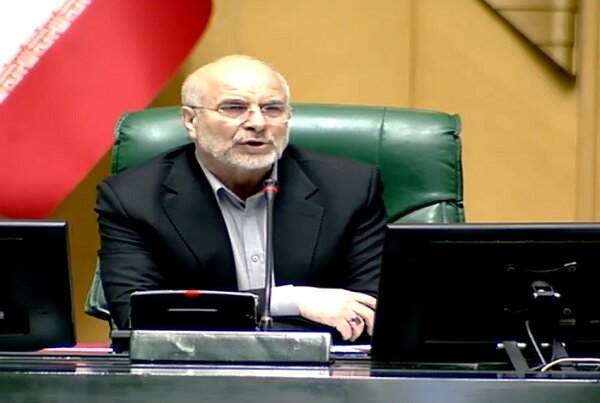 قالیباف: قانون تأمین مالی تولید و زیرساخت می تواند مسائل اقتصادی را متحول کند قالیباف: قانون تأمین مالی تولید و زیرساخت می تواند مسائل اقتصادی را متحول کند