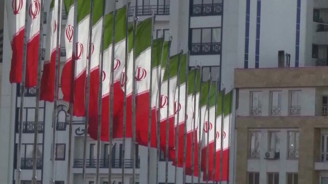 مقام ایرانی: تهران از موضع اقتدار در حال پیگیری گفت‌وگوها درباره برنامه هسته‌ای است