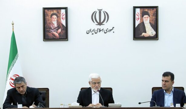 عارف:باید به جایگاه اول امنیت سایبری در منطقه برسیم