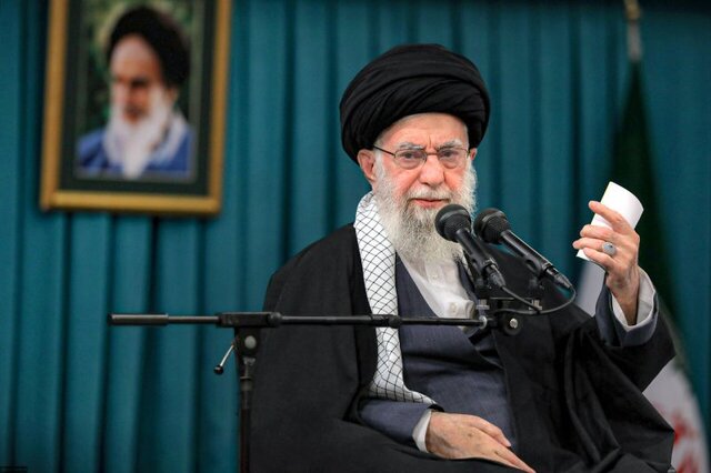 موافقت رهبری با عفو و تخفیف مجازات جمعی از محکومان موافقت رهبری با عفو و تخفیف مجازات جمعی از محکومان