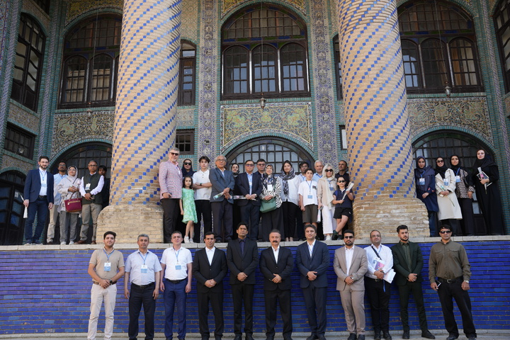 بازدید سفرای آسیایی از تکیه معاونالملک کرمانشاه بازدید سفرای آسیایی از تکیه معاونالملک کرمانشاه