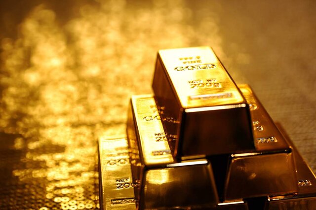 طلا در سایه مذاکرات ترامپ و پوتین ثابت ماند