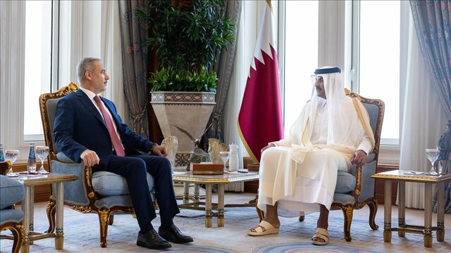 امیر قطر و وزیر خارجه ترکیه بر تقویت همکاری‌ها و بررسی تحولات منطقه تأکید کردند