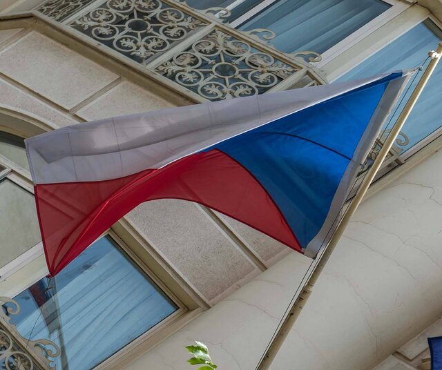 از سرگیری فعالیت سفارت جمهوری چک در تهران