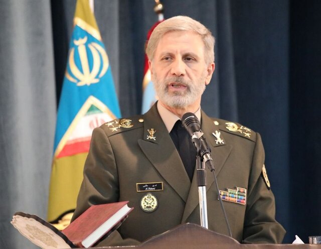 ملت ایران با اتحاد توطئههای دشمنان را خنثی کرد ملت ایران با اتحاد توطئههای دشمنان را خنثی کرد
