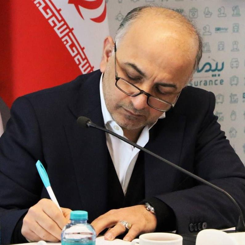 پیام مدیرعامل بیمه دی به مناسبت روز پزشک پیام مدیرعامل بیمه دی به مناسبت روز پزشک