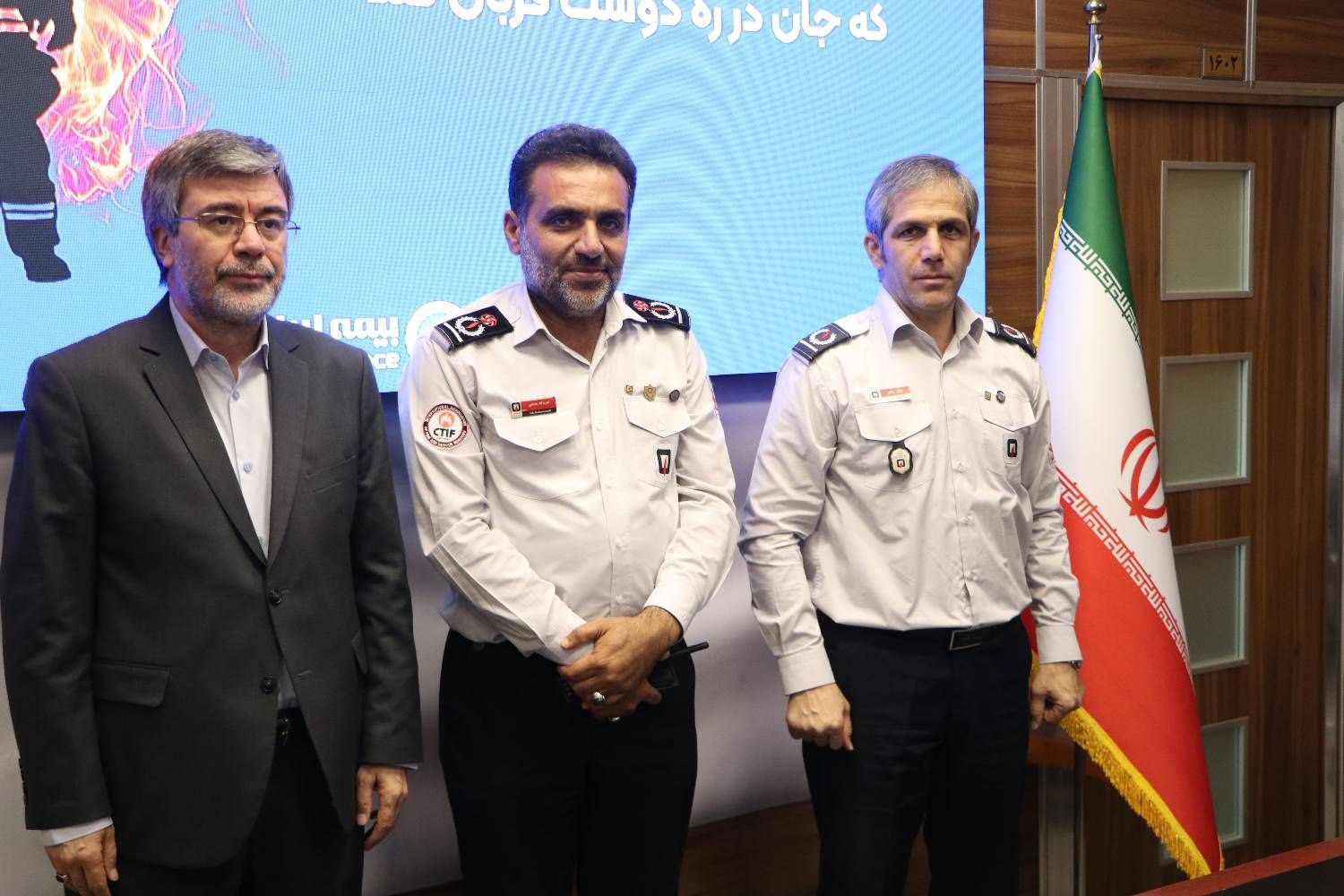 علی جباری:بیمه ایران سنگر امن آتش‌نشانان جان برکف است