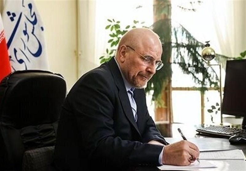 موافق واگذاری اختیارات به استانها طبق برنامه هفتم؛ اما در چارچوب اصل ۱۲۷ قانون اساسی موافق واگذاری اختیارات به استانها طبق برنامه هفتم؛ اما در چارچوب اصل ۱۲۷ قانون اساسی