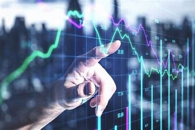 بورس سقوط کرد؛ شاخص کل ۴۱ هزار واحد عقب‌نشینی و کانال ۳ میلیون را از دست داد