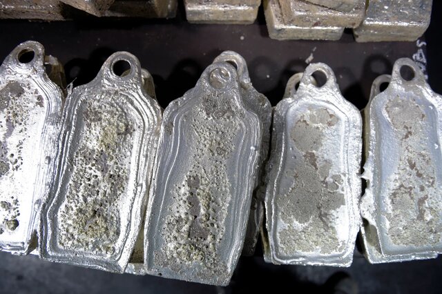 نقره از ۵۰ دلار عبور کرد؛ طلا زیر ۴۰۰۰ دلار