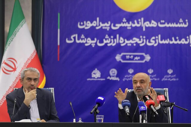 بازار ۸۵ میلیونی پوشاک ایران موتور محرک اقتصاد کشور است