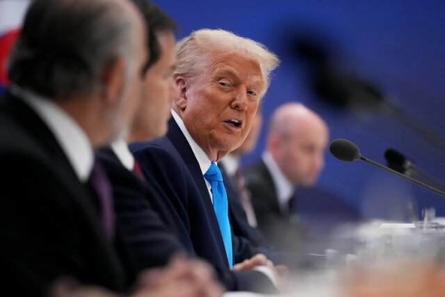 دیدار با شی فوقالعاده بود؛ تعرفه فنتانیل چین را به ۱۰ درصد کاهش دادم دیدار با شی فوقالعاده بود؛ تعرفه فنتانیل چین را به ۱۰ درصد کاهش دادم