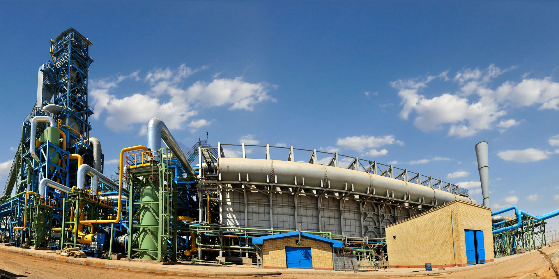 افزایش ۶۸٪ درآمد عملیاتی در جهان فولاد سیرجان؛ افت ۷۴٪ سود خالص تصویر دوگانه عملکرد نیمه ۱۴۰۴ را ترسیم کرد