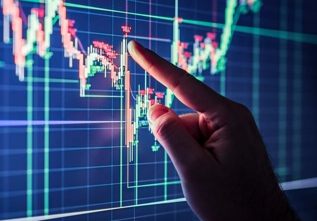 شاخص کل بورس تهران با افت ۱۷۰۴ واحدی به ۳.۲ میلیون رسید شاخص کل بورس تهران با افت ۱۷۰۴ واحدی به ۳.۲ میلیون رسید