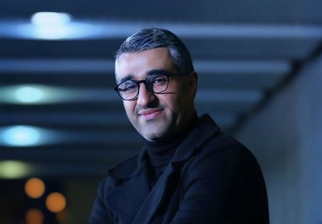 به زودی به ایران برمیگردم و حقم را میگیرم به زودی به ایران برمیگردم و حقم را میگیرم