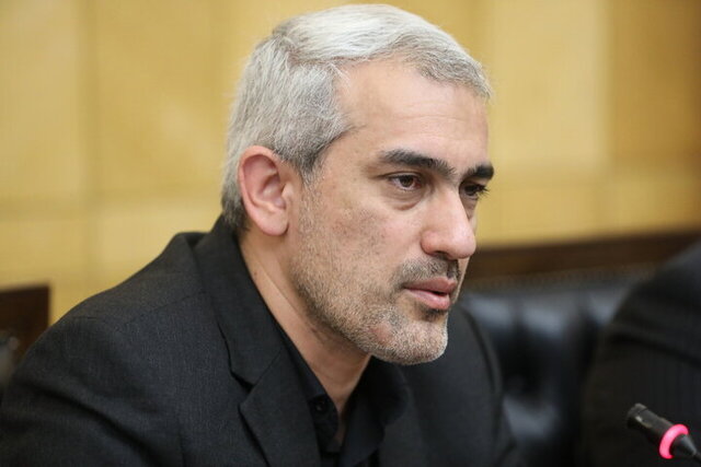 خارج کردن بانک‌های ناتراز از شبکه بانکی ادامه دارد