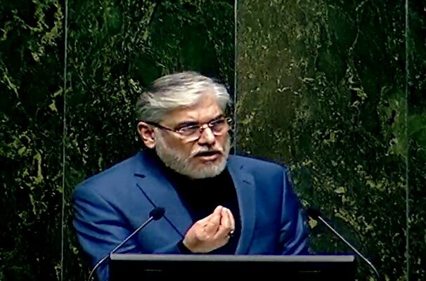 وزیر علوم: پارک‌های علم و فناوری با ۱/۳ همت، میلیاردها دلار صرفه‌جویی ارزی آوردند