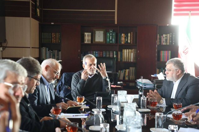 تمرکز بر توسعه شبکه ریلی استان و رفع موانع