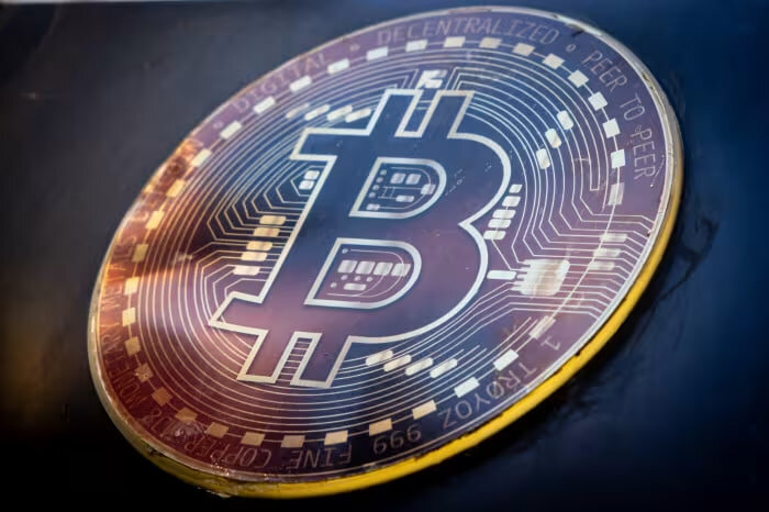 چشم‌انداز نزولی بیت‌کوین در مقایسه با چرخه‌های انقباضی فدرال رزرو