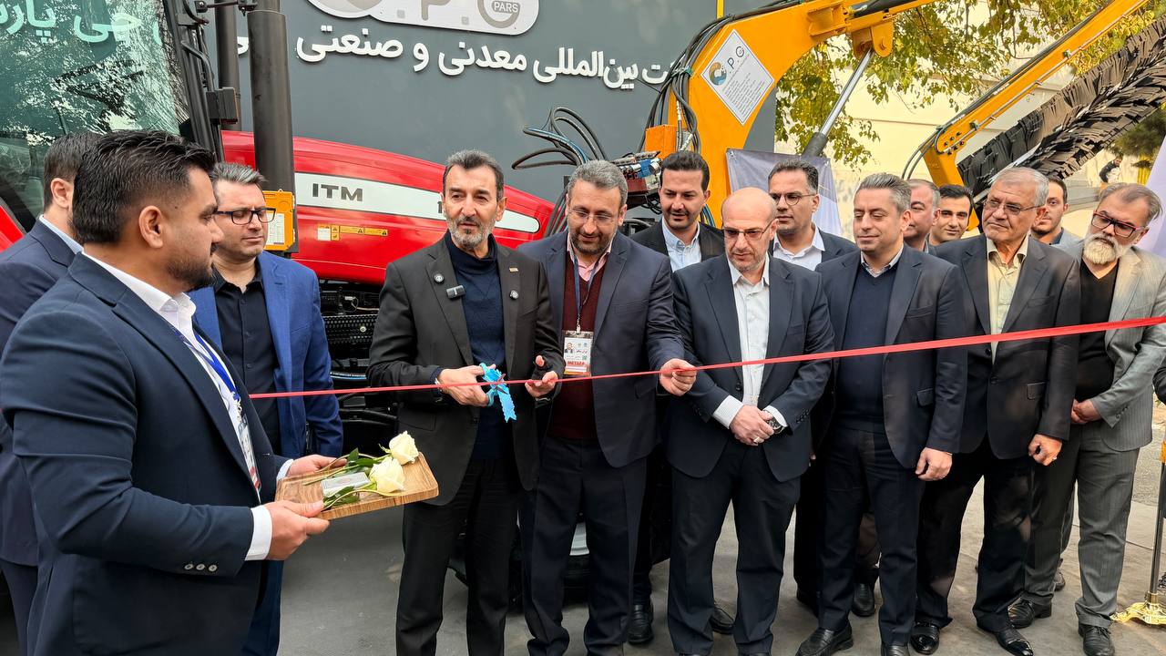 گام بلند در نگهداشت نیروگاه‌های خورشیدی