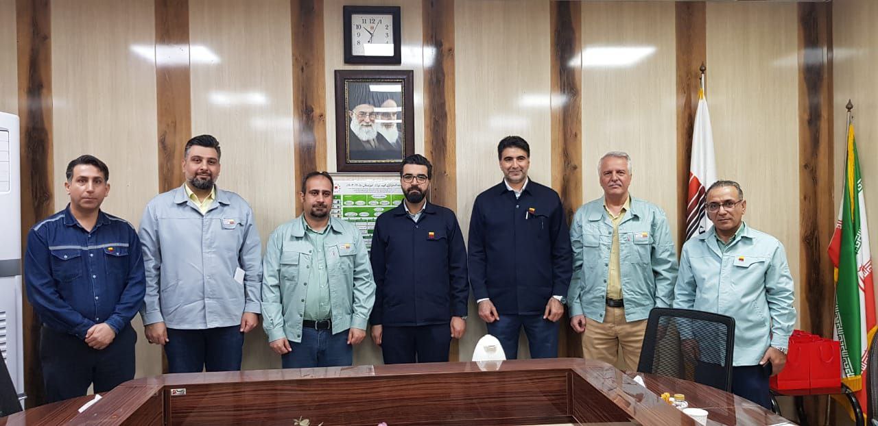 جلسه هم‌اندیشی معاونان منابع انسانی فولاد خوزستان با ارائه دهندگان مقالات در سمپوزیوم فولاد کیش 