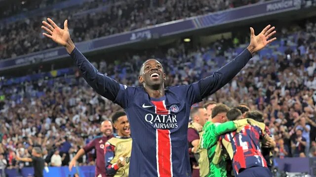 عثمان دمبله برترین بازیکن جهان ۲۰۲۵ شد؛ یامال و کین در تعقیب