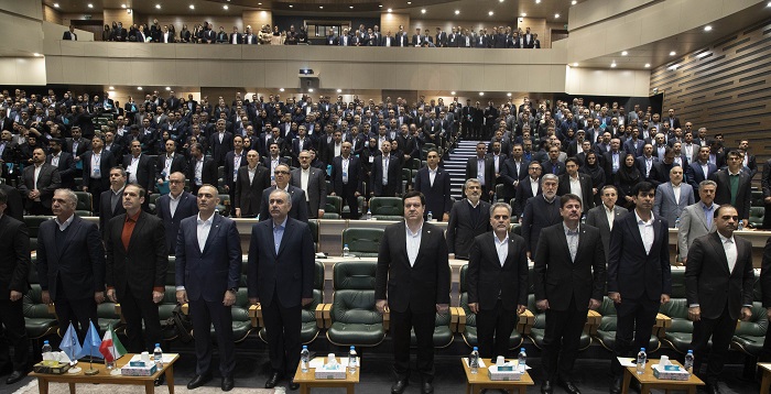 تجلیل از 26 رییس شعبه بانك ملت در گردهمایی روسای موفق شبكه بانكی كشور