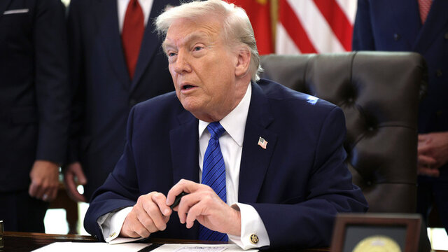 ترامپ: حکم دیوان عالی «ضدآمریکایی» بود/ تعرفه جهانی را به ۱۵ درصد افزایش می‌دهم