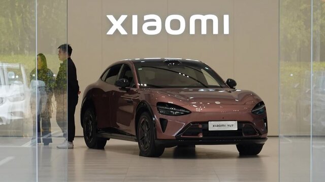 پیشی گرفتن شیائومی از تسلا در بازار چین؛ فروش YU7 دو برابر مدل Y شد