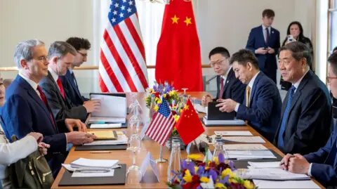 جنگ تعرفه‌ای به نفع هیچ‌کس نیست