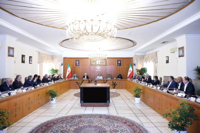 سرنوشت دانشگاه‌ها و صدها هزار دانشجو نباید قربانی اقدامات تعداد معدودی شود