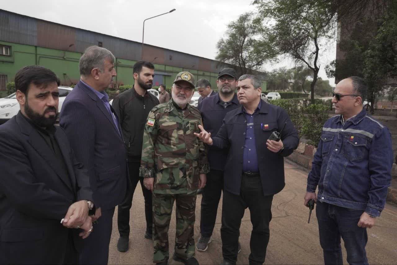 استاندار خوزستان از شرکت فولاد خوزستان بازدید کرد 