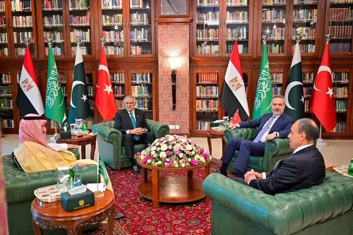 اجماع چهارجانبه در نشست اسلام‌آباد؛ دیپلماسی تنها راه پایان جنگ
