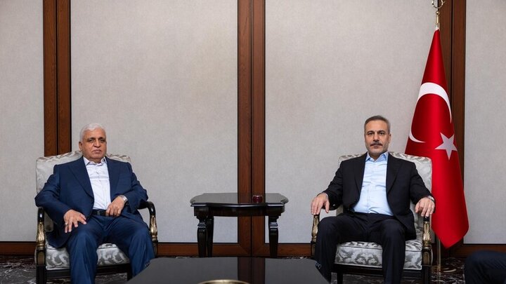 دیدار وزیر خارجه ترکیه با رئیس سازمان الحشد الشعبی عراق در آنکارا