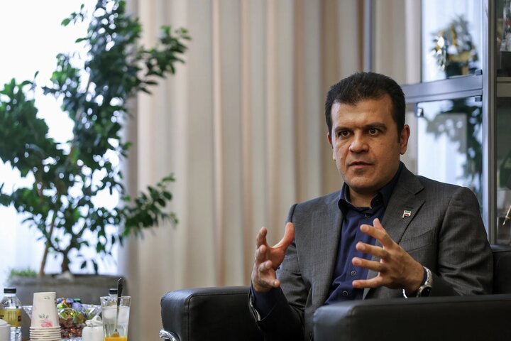 معاون علمی رئیس‌جمهور: نسخه کامل سکوی ملی هوش مصنوعی تا پایان اردیبهشت در دسترس قرار می‌گیرد