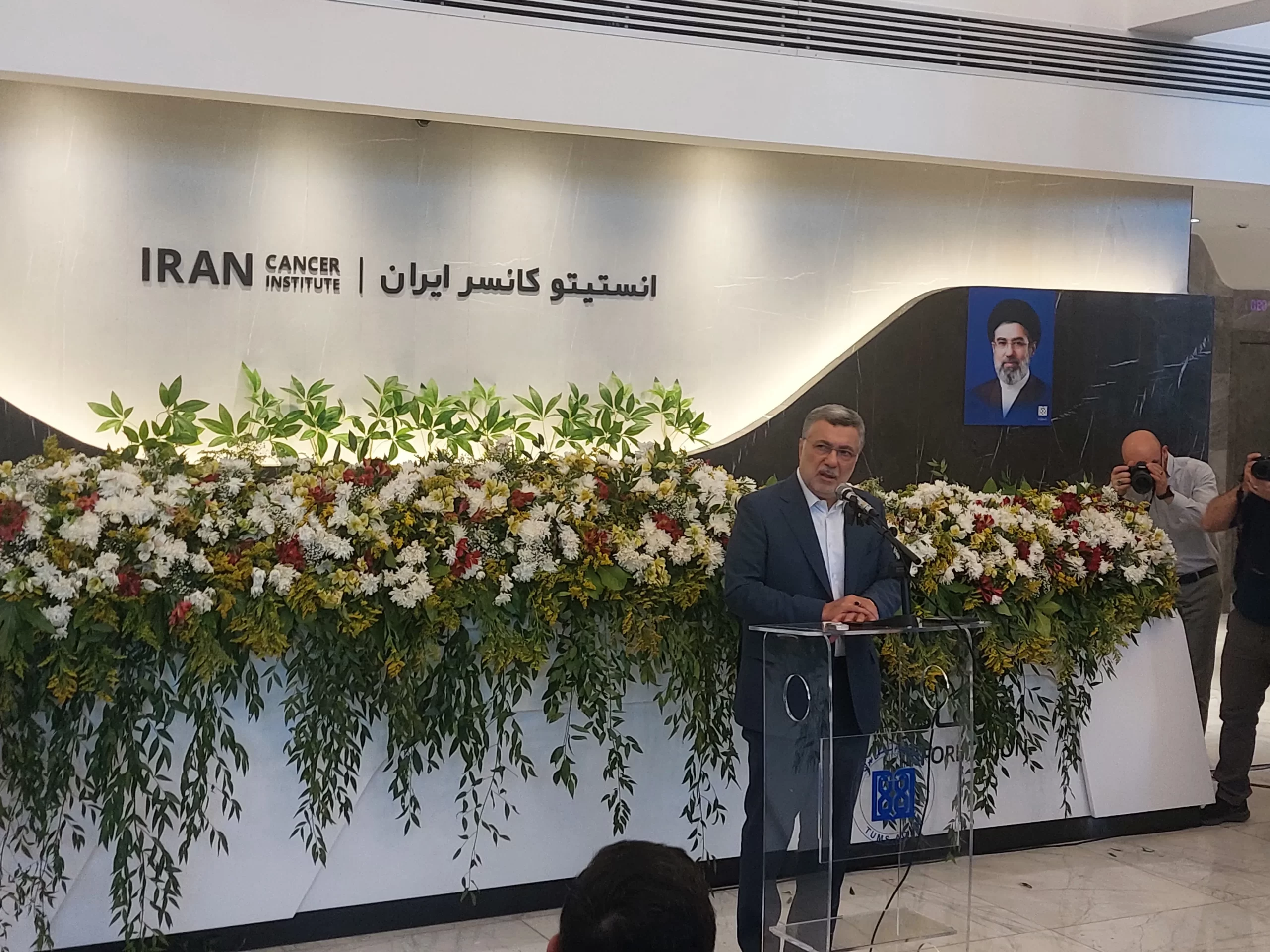 در میانه جنگ هستیم اما نمی‌شکنیم/ افتتاح بیمارستان جدید انستیتو کانسر