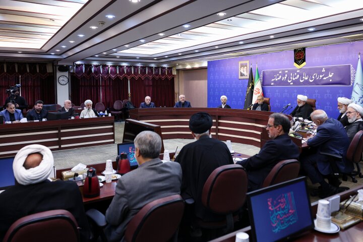 مهم‌ترین میدان نبرد امروز، عرصه اقتصاد و معیشت مردم است / تأکید بر وحدت و اصلاح ساختارهای ناعادلانه