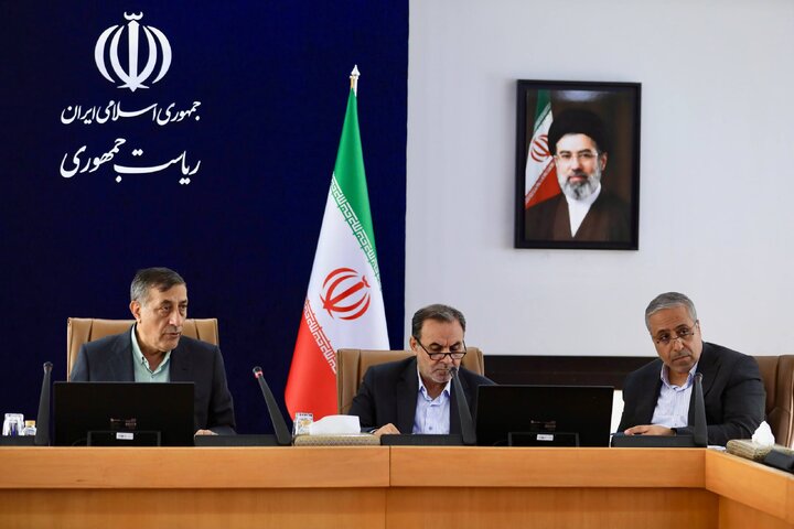 بررسی تأمین مالی پروژه‌های نیمه‌تمام با مولدسازی و توکن‌سازی در نشست معاون اجرایی رئیس‌جمهور