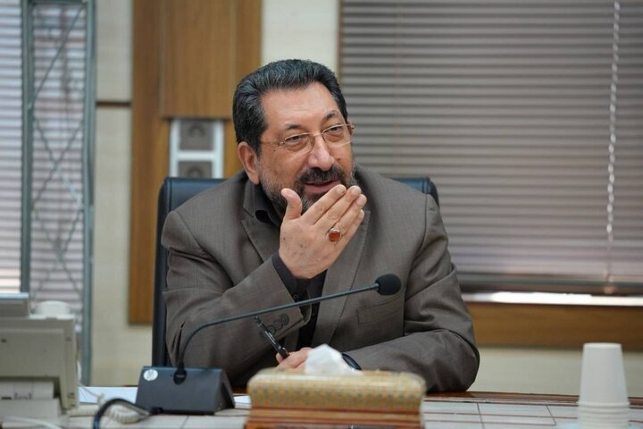 تأمین آب صنایع از خلیج فارس و دریای عمان در دستور کار است