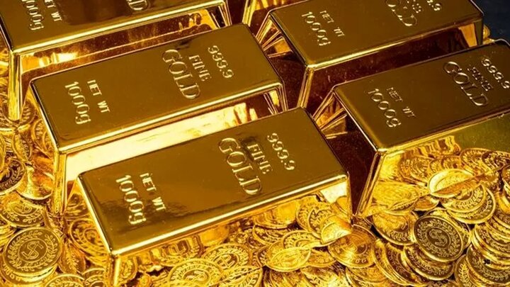 سقوط ۳ درصدی قیمت طلا در پی اظهارات رئیس فدرال رزرو/ عقبنشینی از رکورد ۴۶۹۶ دلاری