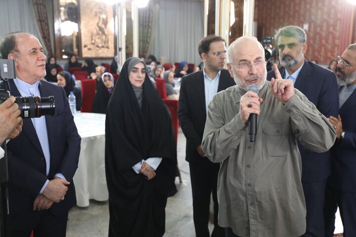 در جنگ نظامی و سیاسی پیروز شدیم، اما مردم حس نکردند