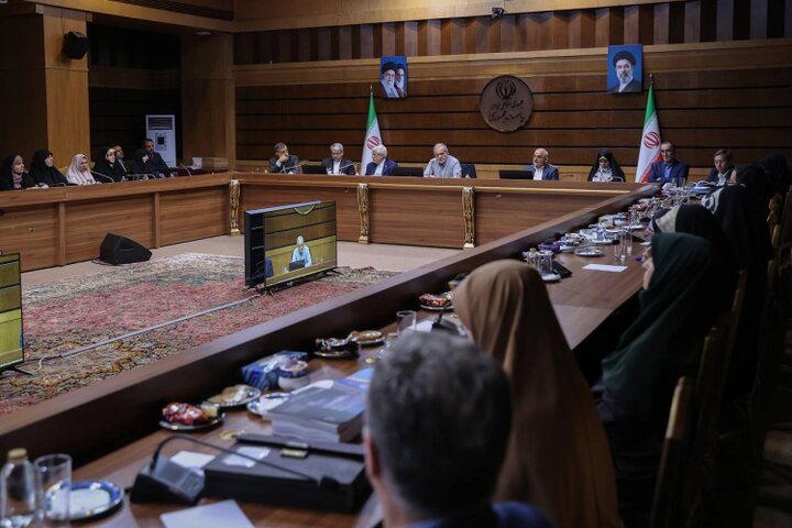 فراتر از دیدگاه‌های جناحی برای رفع نیاز مردم عمل می‌کنیم / ترور دانشمندان، جنایت مدعیان حقوق بشر