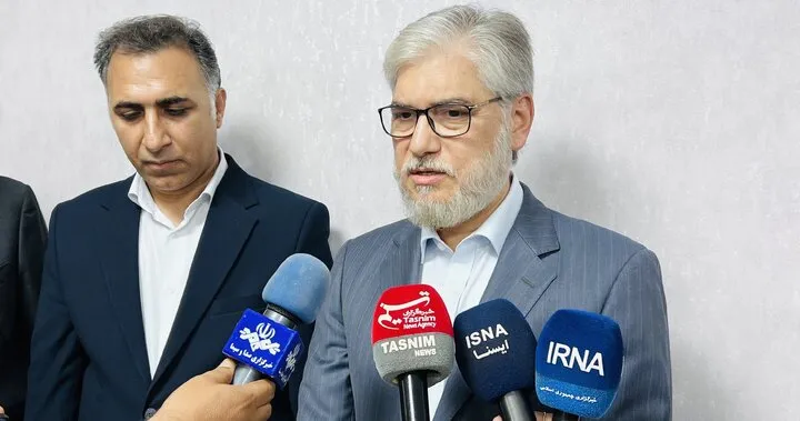 دانشگاه‌ها از حالت تدافعی به توسعه‌محور تغییر رویکرد دهند
