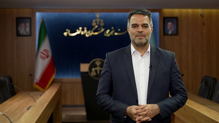به دنبال ارتباط جدی تر با دانشگاهیان و نخبگان هستیم